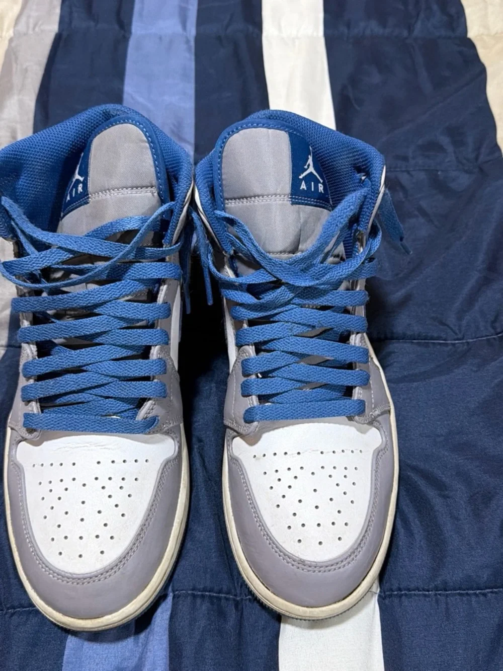 Jordan 1 Mid Cement True Blue